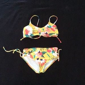 ☀️Yellow Floral Bikini☀️
